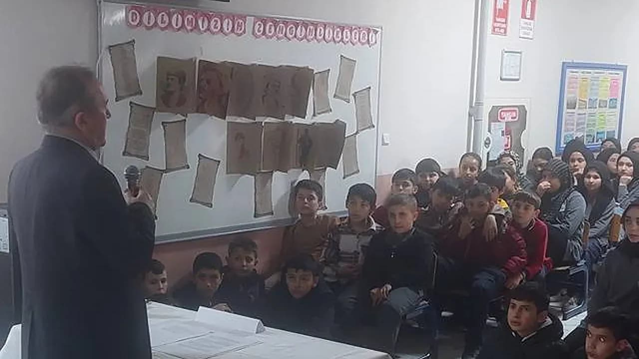 Çayırbağ’da Gençlere "Milli ve Manevi Değerler" Dersi